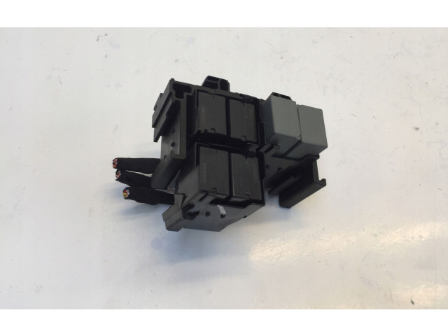   Pojistková skříňka 678835916R   Nissan Juke II F16 2021