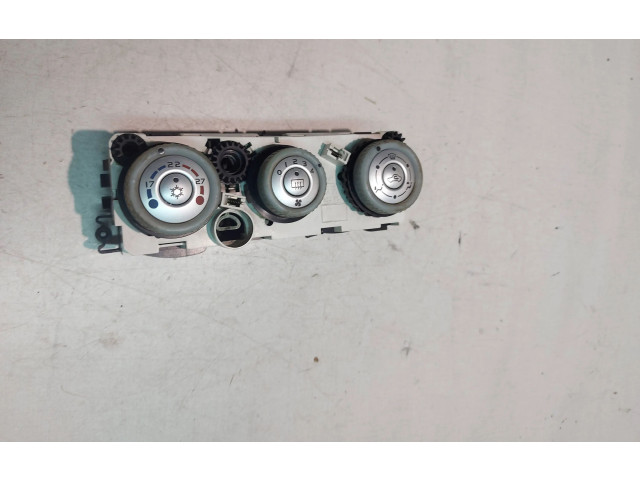 Блок управления климат-контролем 69657032   Mitsubishi Colt