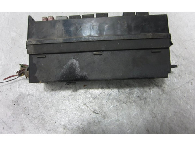 Блок предохранителей YMB507280A   Land Rover Range Rover Sport L320    