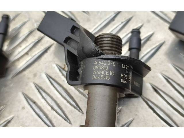 Комплект форсунок A6420701387, 0445115064    Mercedes-Benz GLK (X204)  642961 