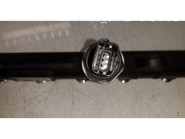 Vstřikovací lišta 9681649580, 9658227880   Fiat Scudo  pro naftový motor 2.0 4019399 