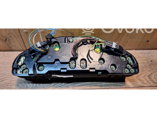 Přístrojová deska  Mercedes-Benz E W210 2001 110080063, A2105401011  