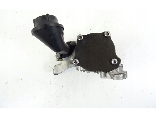 Масляный насос   04L145208K, 04L115251A  Audi A3 S3 8V 