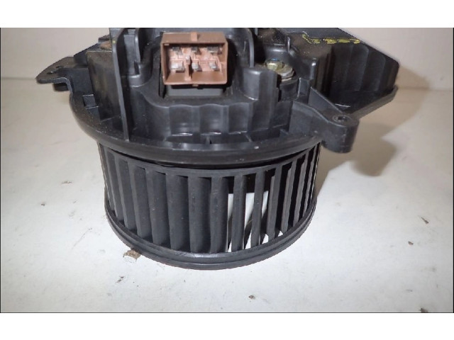 Блок управления двигателя 8E1820021E   Audi A4 S4 B6 8E 8H