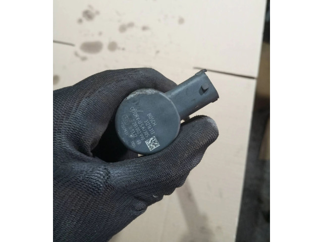 Vstřikovací lišta 0445215025, 008312L2   Volvo S80    D5244T10 
