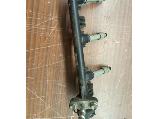 Vstřikovač 2325000010   Citroen C1    1KR-FE 
