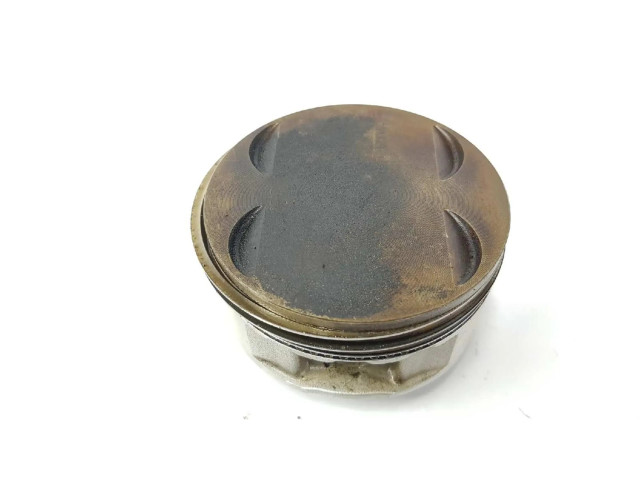 Píst 12553805   Cadillac STS Seville  pro benzínový motor   