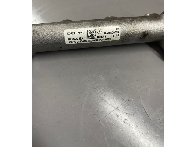 Vstřikovací lišta A6510700700, R9144Z240A   Mercedes-Benz C W205    651 