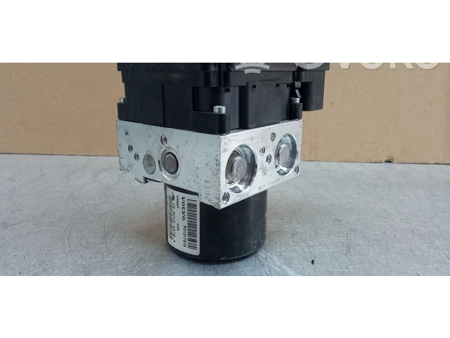 Jednotka ABS P31317074, 10021205784   Volvo V40 Cross country 2013