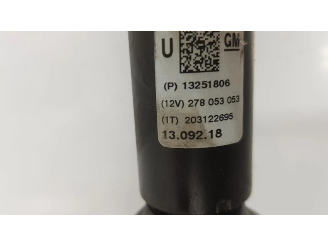 Руль Opel Astra J  2010-2015 года 39019157, 13422685      