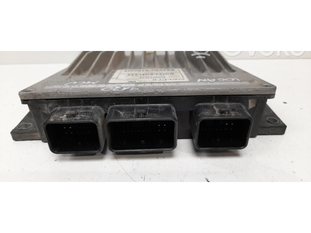 Блок управления двигателя 8200513113, 8200752877   Dacia Duster