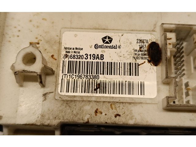 Блок комфорта 68320319AB, P68320319AB   Dodge RAM 1500 DS   