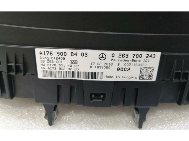Přístrojová deska  Mercedes-Benz A W176 2014 A1769008403, A1769000002  
