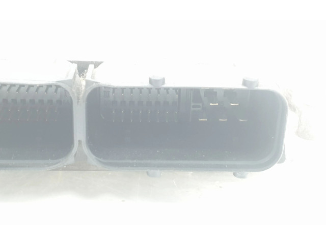 Řídící jednotka 038906019KJ, 038906019KJ   Seat Toledo II (1M) 2003