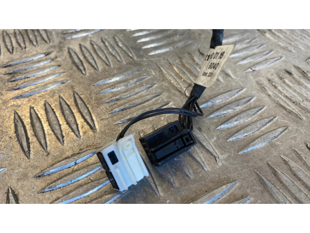 Zpětné zrcátko  levé Mercedes-Benz E W212 2010  A2128100116, 9040  