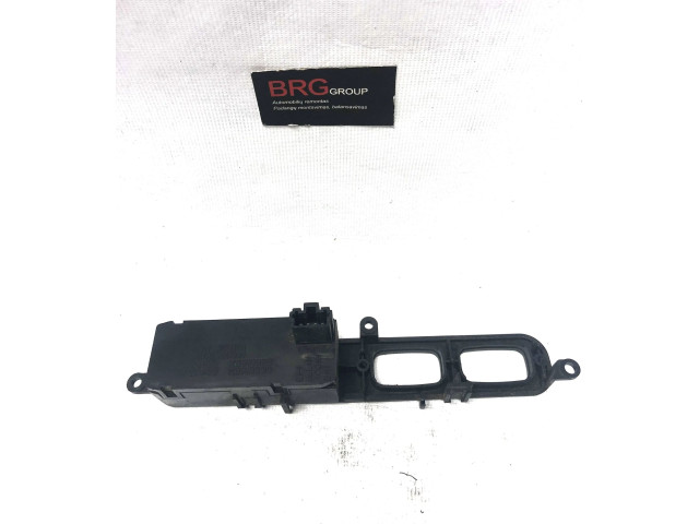 Дисплей    MB918030, MB918028   Mitsubishi Galant
