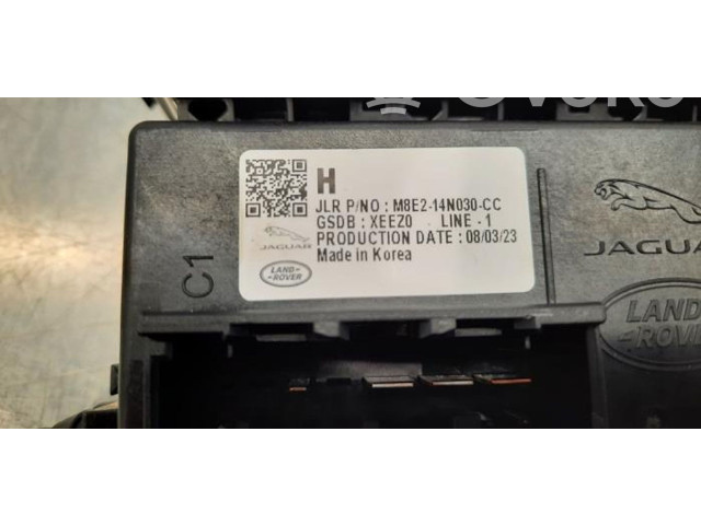 Блок предохранителей  M8E214N030CC   Land Rover Range Rover Sport L461    