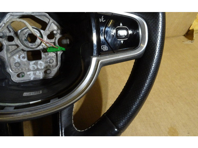 Volant Volvo XC60 2022 32288780  