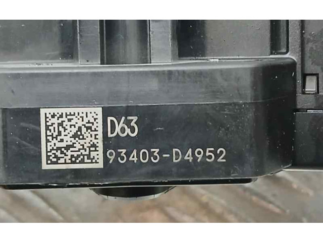 Ручка стеклоочистителей 93403D4952   KIA Stonic