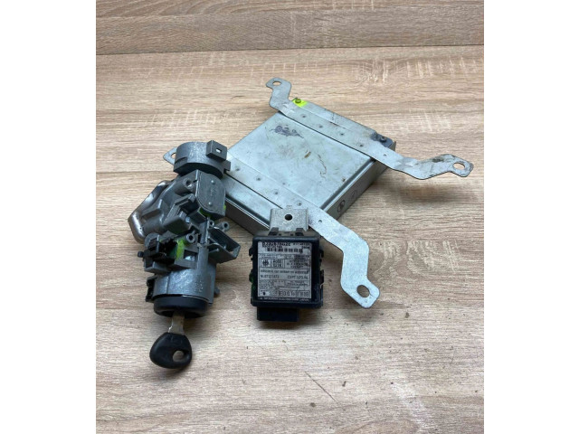 Комплект блоков управления B33J18881, 8906720144   Mazda 323
