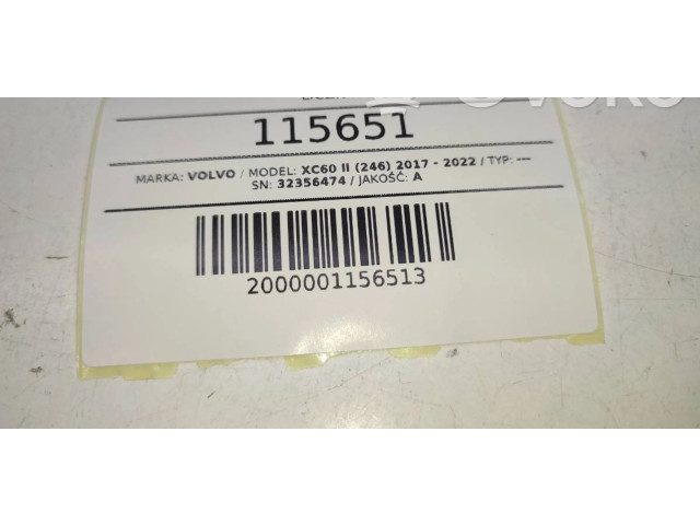 Přístrojová deska  Volvo XC60 2021 32356474  