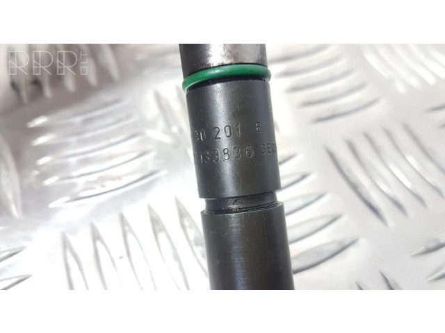Vstřikovač 059130201E, 0432133836   Audi A4 S4 B5 8D  pro naftový motor 2.5 AFB Nr.198