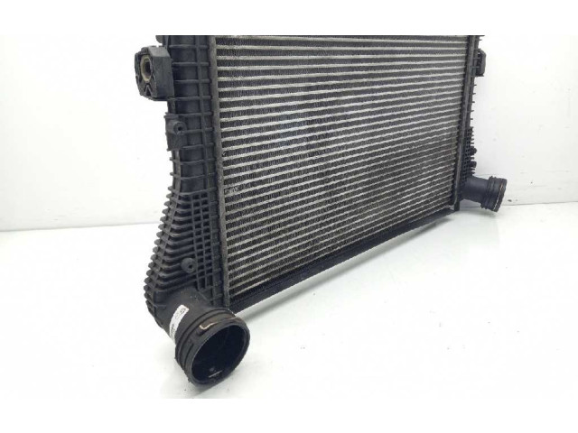 Интеркулер  1K0145803CD, 1K0145803E   Volkswagen Caddy 