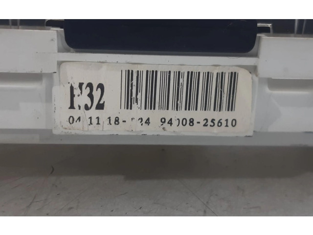 Přístrojová deska  Hyundai Accent  9400825610  