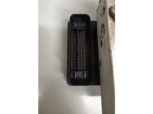 Jednotka ABS 30714956, P30714952   Volvo V70 2006