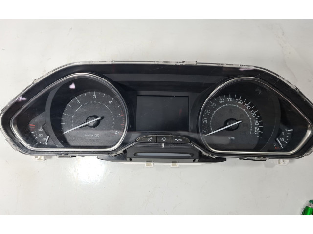 Přístrojová deska  Peugeot 2008 I  981469938001, 981469938001  