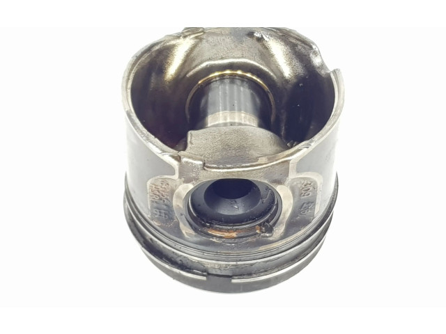 Píst PISTON204DTA, 204DTA   Land Rover Range Rover Velar     