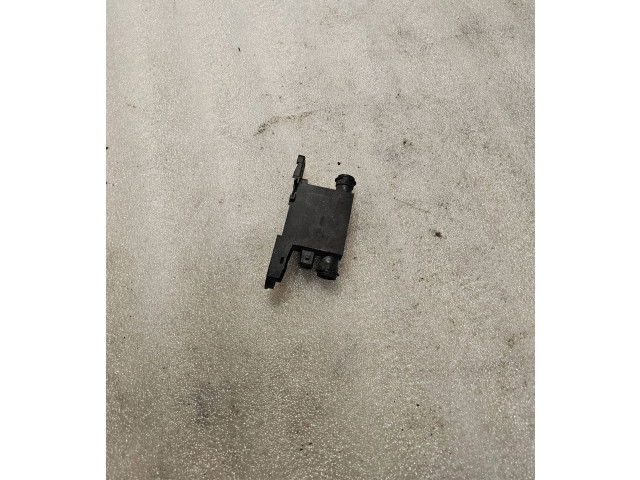Поршень Блок управления дверью  4A0959981A  Audi A8 S8 D2 4D  