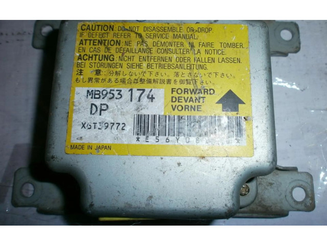 Блок подушек безопасности MB953174, X6T39772   Mitsubishi Colt