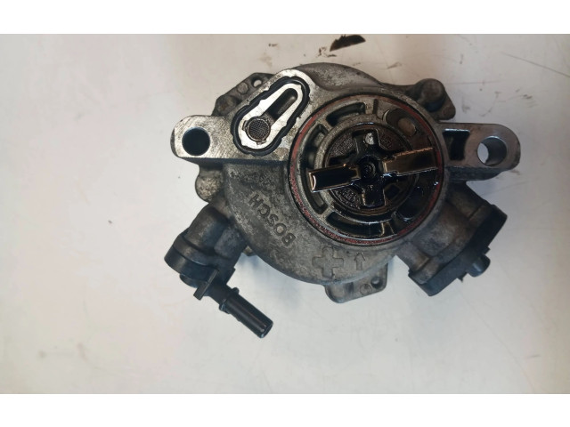 Вакуумный насос 9804021880, 9684786780   Volvo V40 Cross country