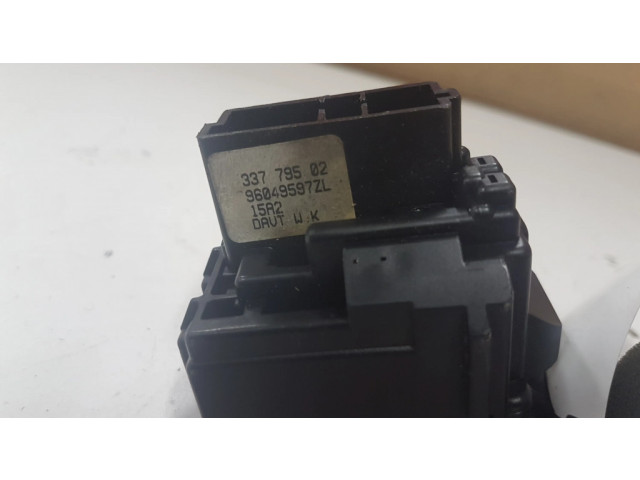 Переключатель дворников 96049597, 33779502   Citroen Saxo