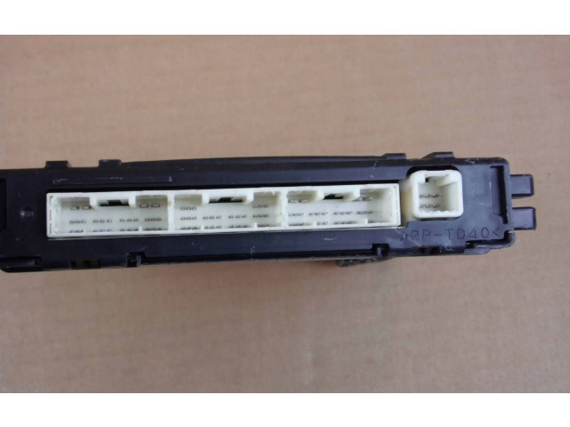 Блок управления климат-контролем 8865033D22   Toyota Camry VIII XV70 