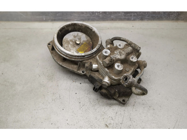 Vstřikovací lišta 0438121011, 026133353   Audi 80 90 B3     