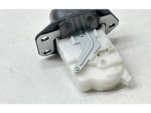 Замок багажника 90502EN00A    Nissan Juke I F15 2010 - 2018 года