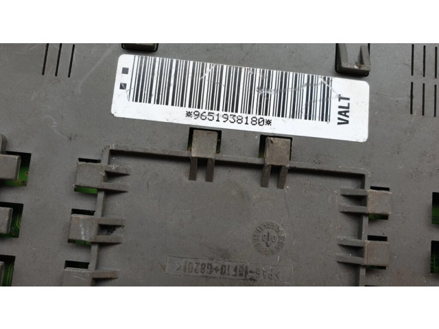 Блок предохранителей 9651938180, BSIV0300   Citroen C8    