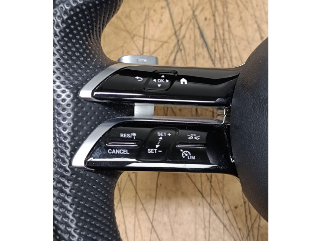 Volant Mercedes-Benz C W206 2021   