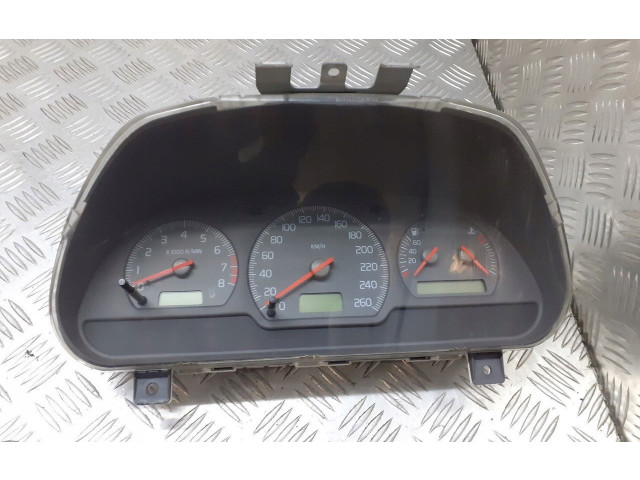 Pojistková skříňka Спидометр (приборный щиток) 30857494   Volvo S40, V40 