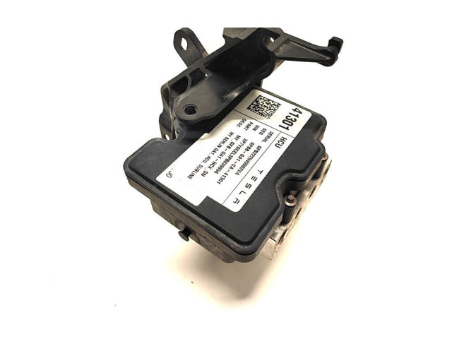 Jednotka ABS 1044745-10-B, 104474510B   Tesla Model Y 2023