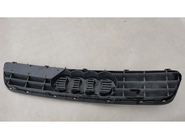 Передняя решётка Audi A3 S3 8L 1996-2003 года 8L0807683      