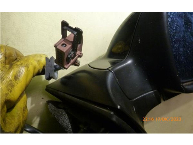 Zpětné zrcátko  Peugeot 207 CC 2008    