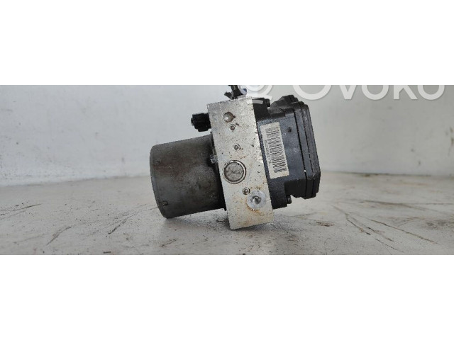 Jednotka ABS 589203Z600   Hyundai i40 2012
