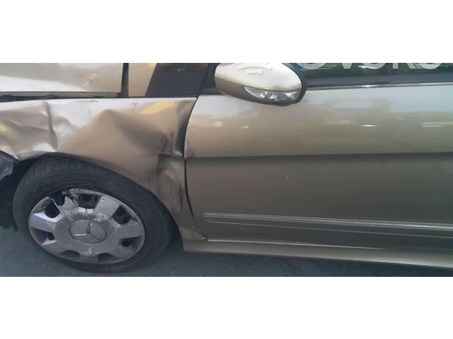 Přístrojová deska  Mercedes-Benz B W245 2006 1694403911  