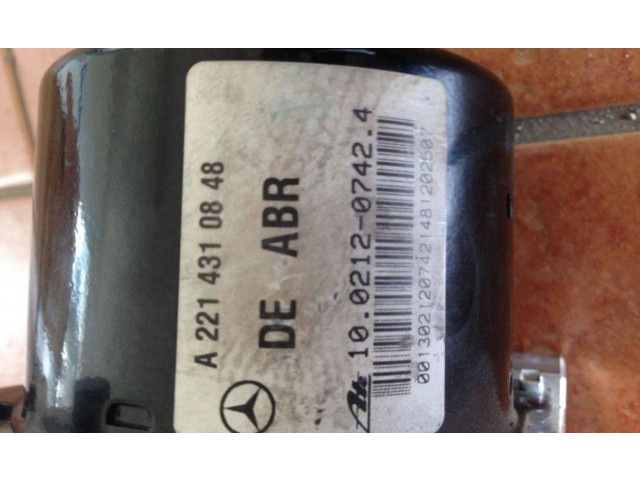 Jednotka ABS A2219014800, A2214310848   Mercede-Benz S W221 2006