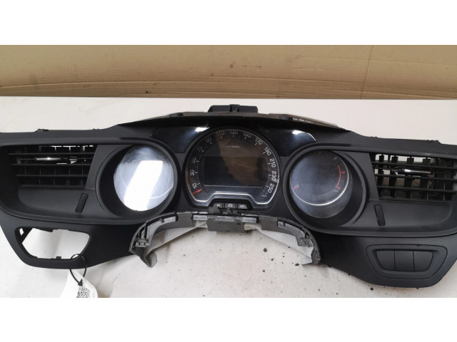 Панель приборов 9682386677, 63040700   Citroen C5       