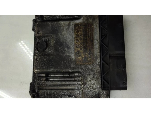 Блок управления двигателя 03C907309Q   Volkswagen Touran II