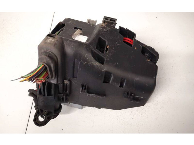   Pojistková skříňka 6g9t14a076mb, 6g9t-14a076-mb   Volvo XC60 2010